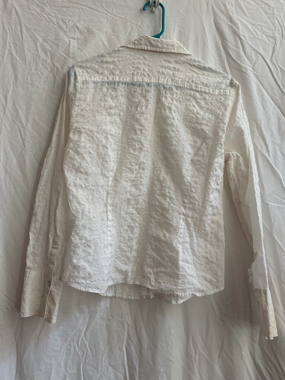 Inwear women’s cotton button down with textured croc pattern - Picture 4 of 4
